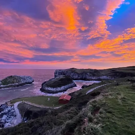 Rurales El Llagar De Cue * Llanes