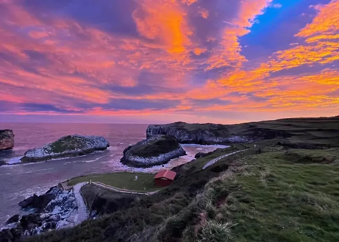Rurales El Llagar De Cue * Llanes